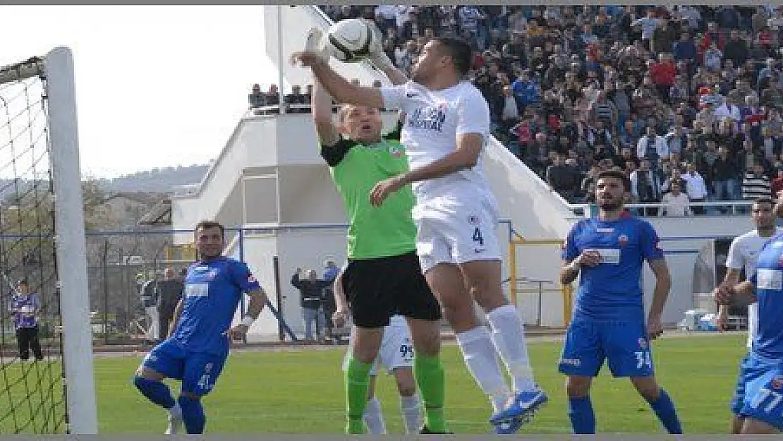 FUTBOLCULARA CEZA YAĞDI