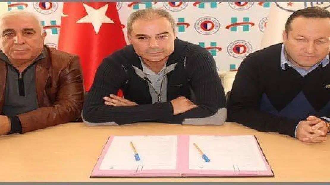  ENGİN İPEKOĞLU FETHİYESPOR'DA