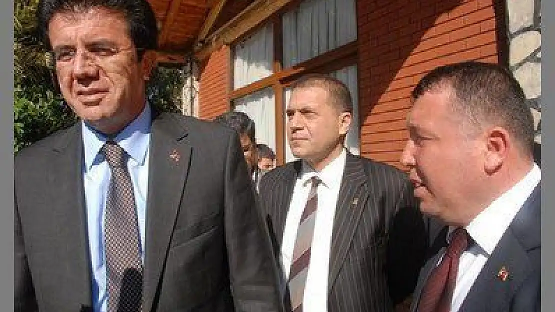 AK PARTİ FETHİYE İLÇE DANIŞMA TOPLANTISINA DENİZLİ BELEDİYE BAŞKANI NİHAT ZEYBEKCİ DE KATILDI