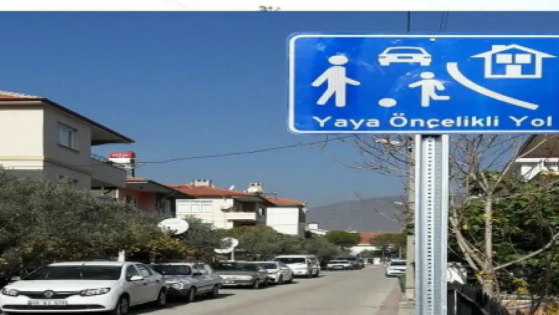 YAYA ÖNCELİKLİ YOLLAR GELİYOR...