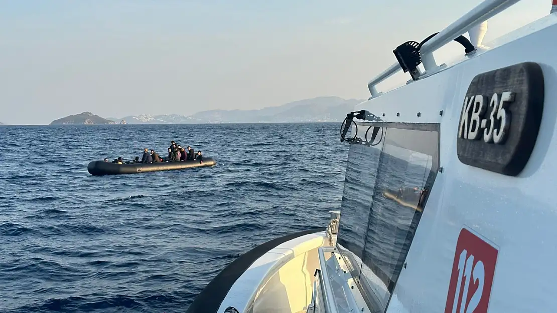 35 düzensiz göçmen kurtarıldı