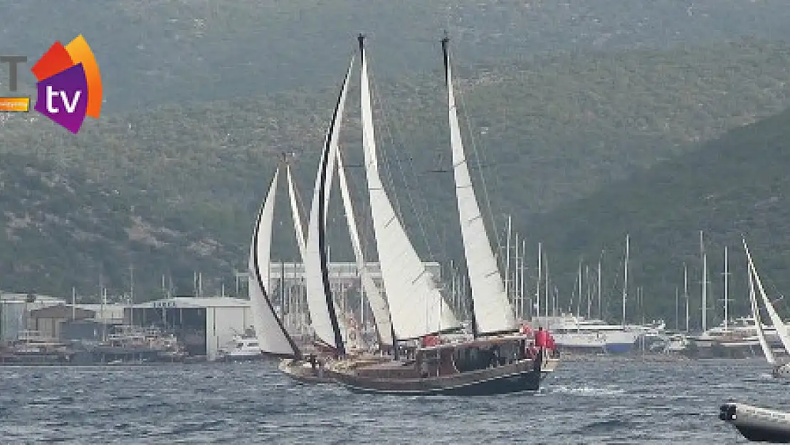 Tirhandiller fırtınaya aldırmadan yelken açtı