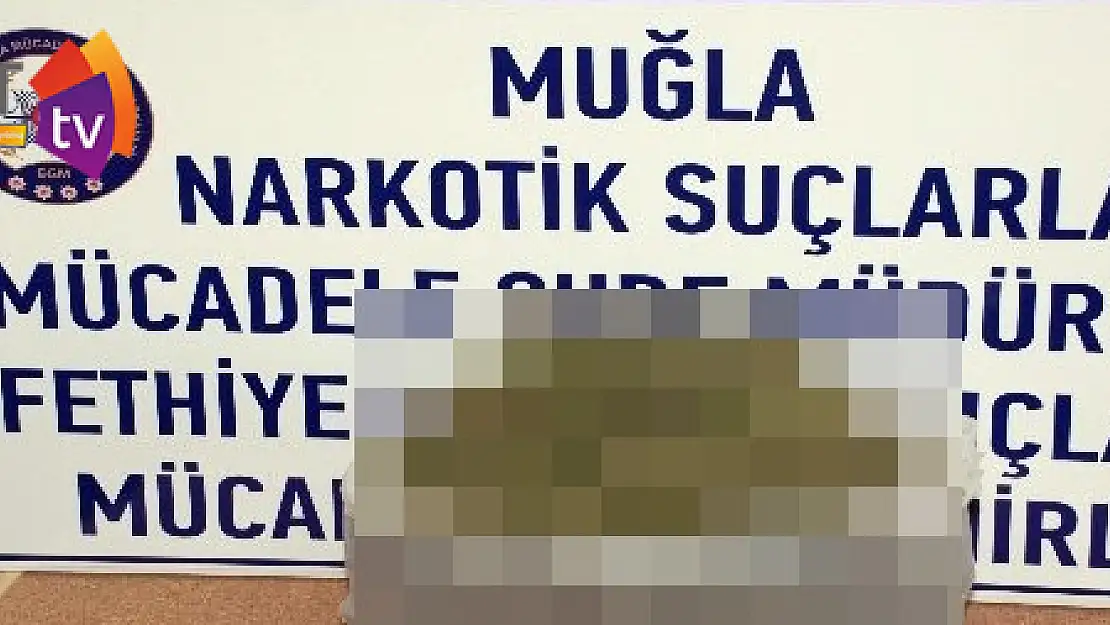 Sırt çantasıyla esrar satmaya gelirken yakalandılar