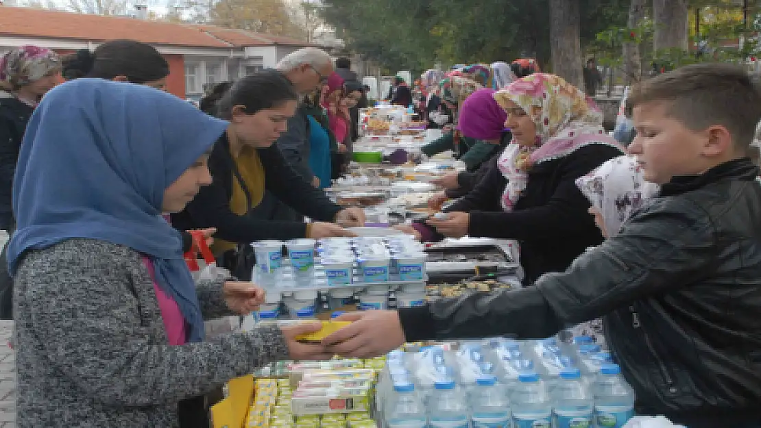 KERMESE BÜYÜK İLGİ...