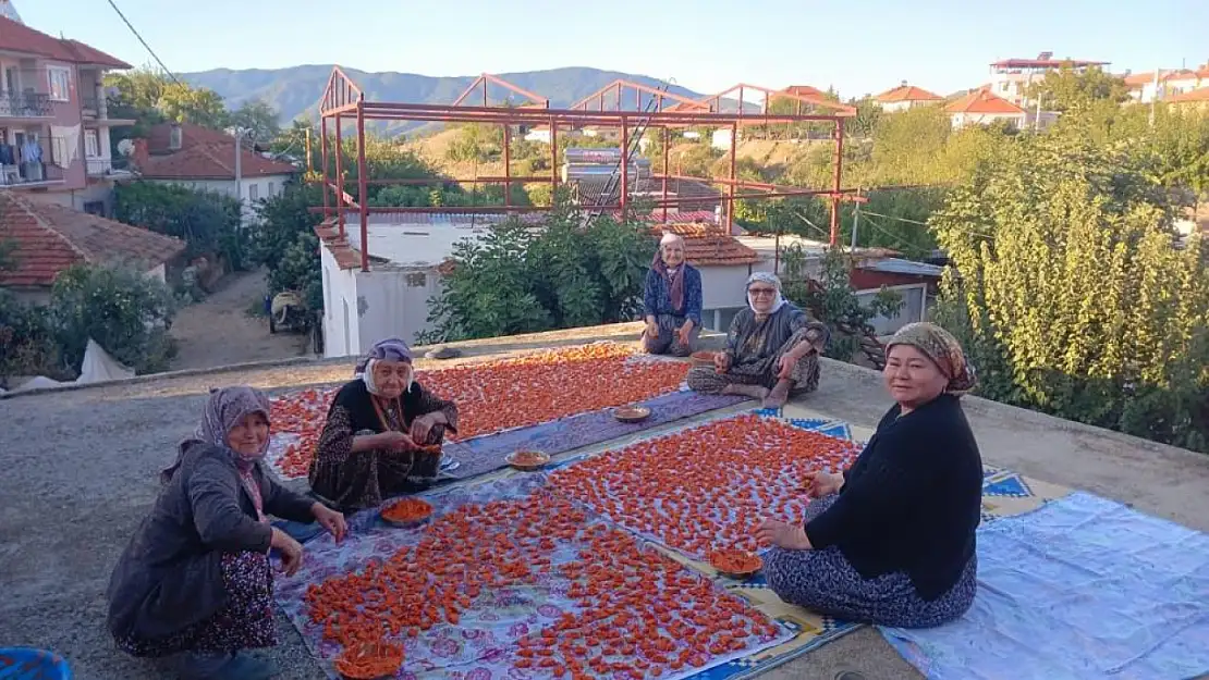 90 yaşındaki üç kadından uzun ömrün sırrı