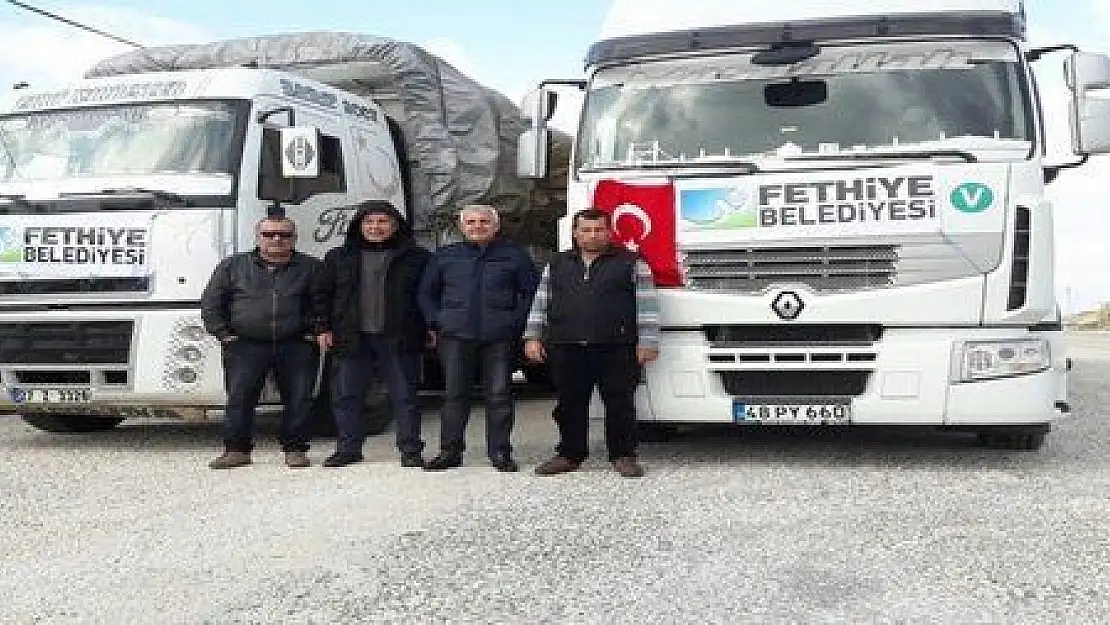 FETHİYE BELEDİYESİ'NİN YARDIM TIRLARI TÜRKMENLERE ULAŞTI...