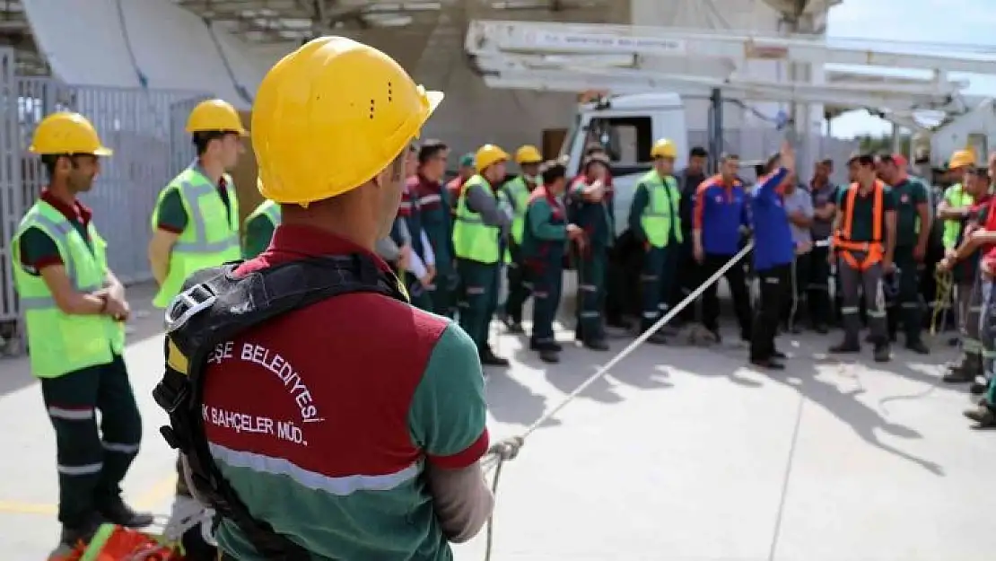 AFAD uzmanlarından Menteşe Belediyesi personeline eğitim