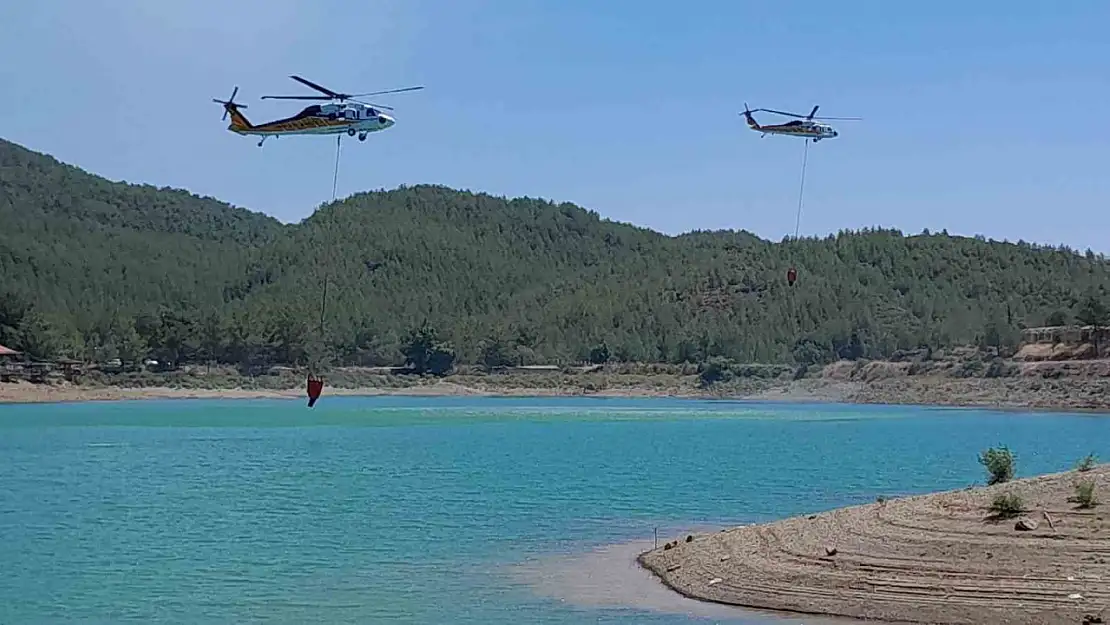 Alevlerin önü kesildi, kontrol altına alınmaya çalışılıyor