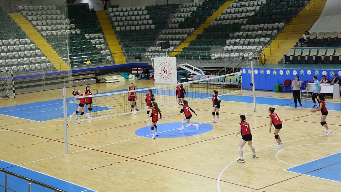 ANALİG Voleybol Takımı Son Antrenmanını Gerçekleştirdi