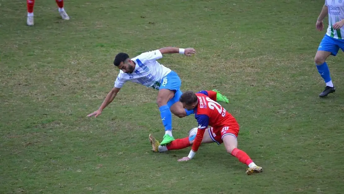 Arnavutköy Belediyespor- Fethiyespor maçı ilk 11'leri belli oldu