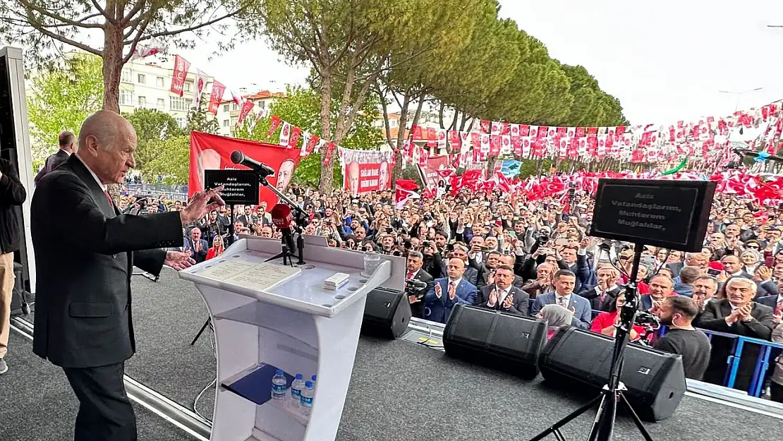 Bahçeli'nin Muğla Mitinginde Vatandaşlar Alanı Doldurdu