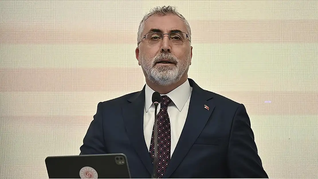 Bakan Işıkhan: '(Asgari ücret) Yılda tek zam olacak şekilde çalışıyoruz'