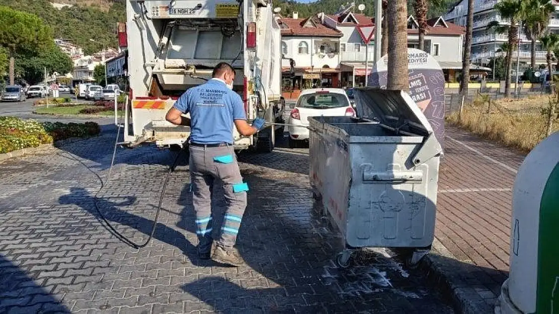 Başkan Oktay, 'Geleceğimizi çöpe atmayalım'