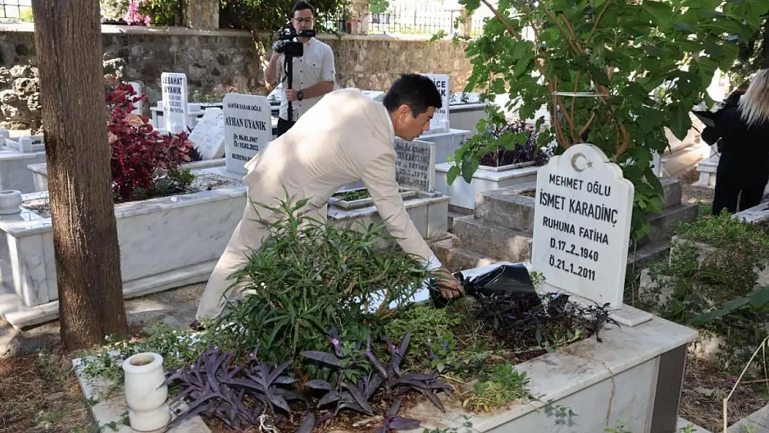 Başkan Ünlü, merhum belediye başkanlarını unutmadı