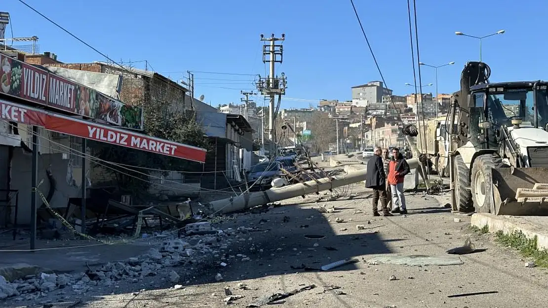 Beton direğe çarpan sürücü 4 gün sonra hayatını kaybetti