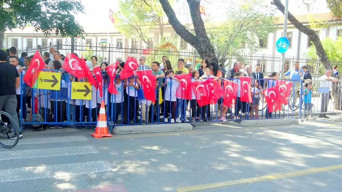 Bisiklet Turu'nun 5. etabı yoğun ilgi ile karşılandı