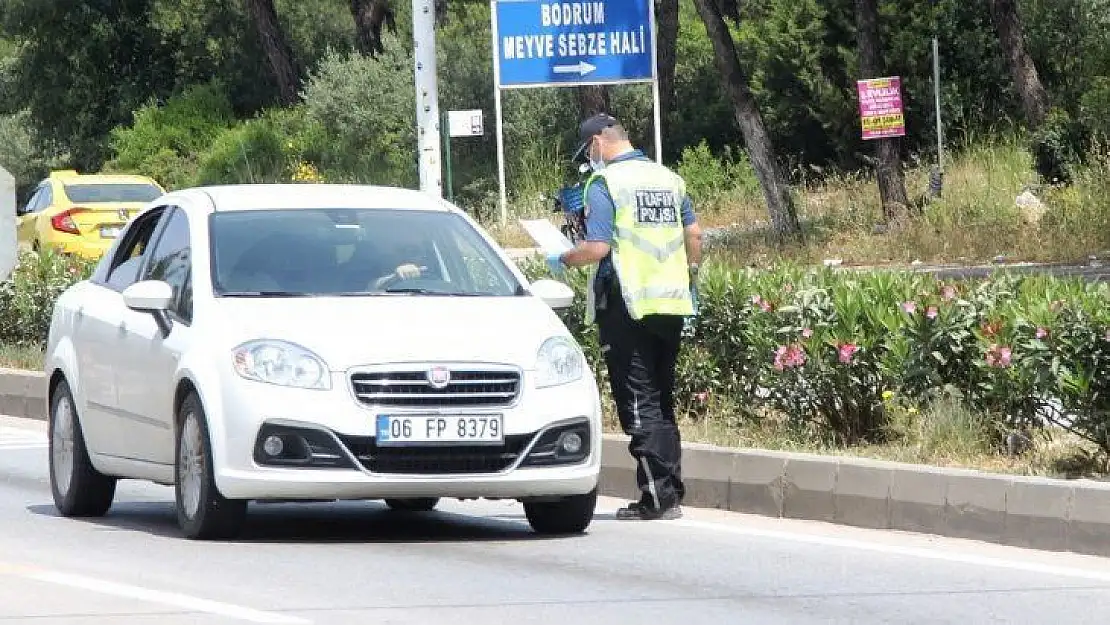 Bodrum'a giren araç sayısı 1 günde yüzde 25 arttı