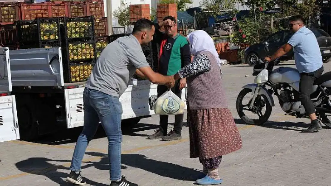 Bodrum Belediyesi üreticiye destek olmaya devam ediyor