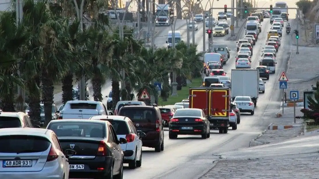 Bodrum'da nüfus 1 milyona yaklaştı, oteller ve sahiller doldu taştı