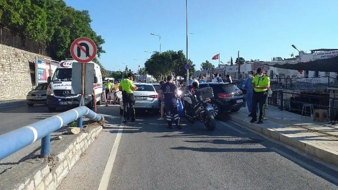 Bodrum'da zincirlemeli trafik kazası 3 yaralandı