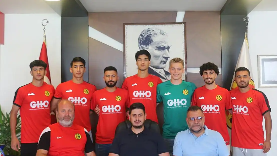 Bodrum FK oyuncusu Ferit Özler Eskişehirspor'da