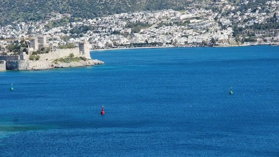 Bodrum gönüllü olarak sokağa çıkma kısıtlamasına uydu