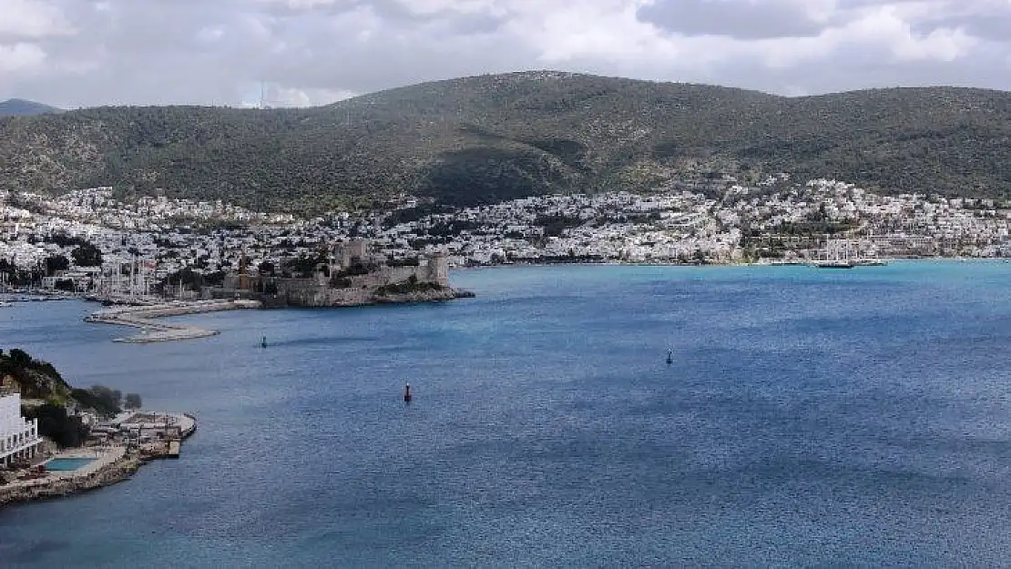 Bodrum'un boş sahilleri, sokaklar havadan görüntülendi