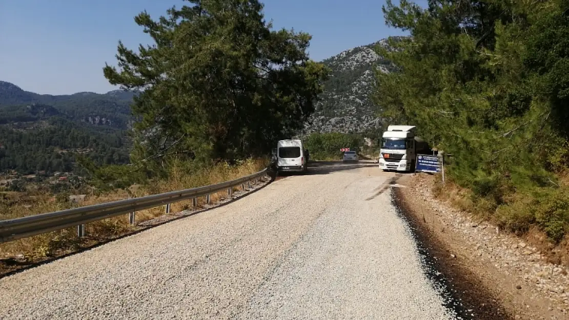 Büyükşehir'den Marmaris'te 18 KM  yol Çalışması Daha