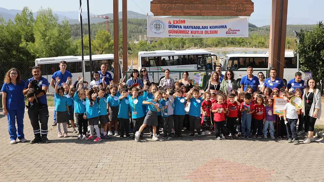 Büyükşehir Geçici Hayvan Bakımevi'ne Ziyaretçi Akını