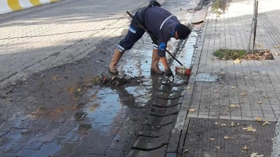 Büyükşehirden su baskınlarına önlem