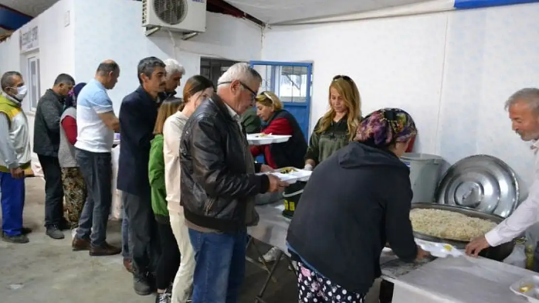 CHP'den iftar yemeği