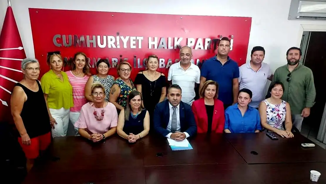 CHP Marmaris'te Yeni Başkan Bozdemir Görevde