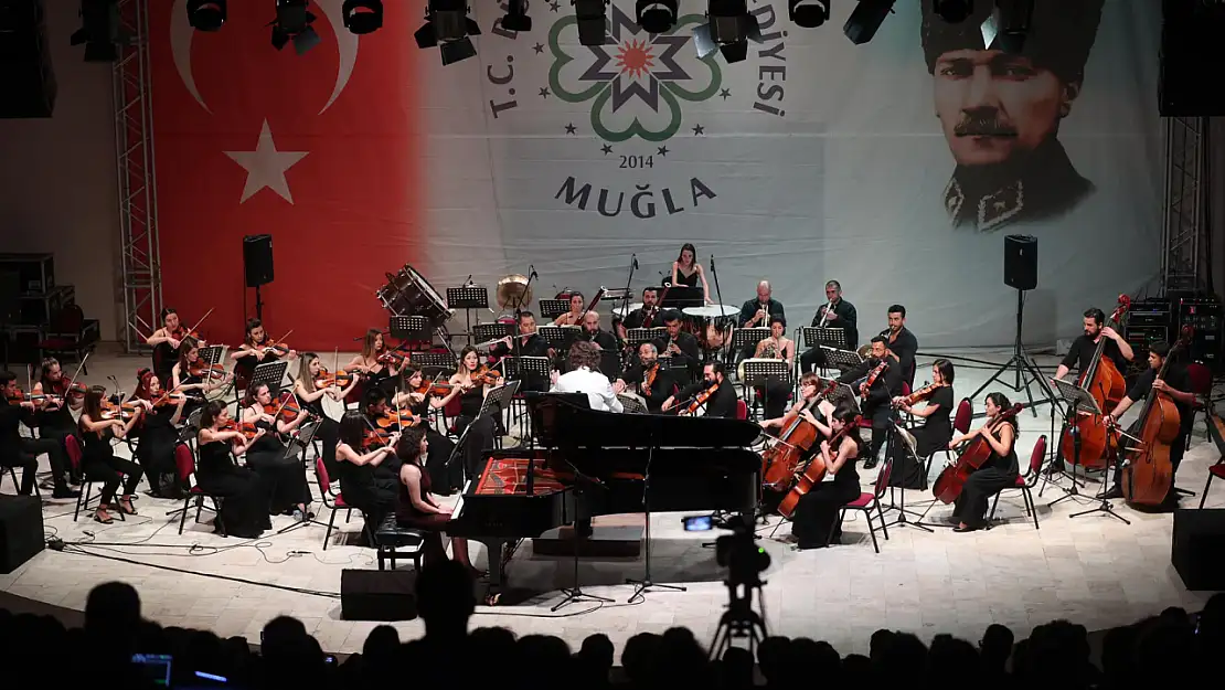 İdil Biret Müzik Festivali başladı