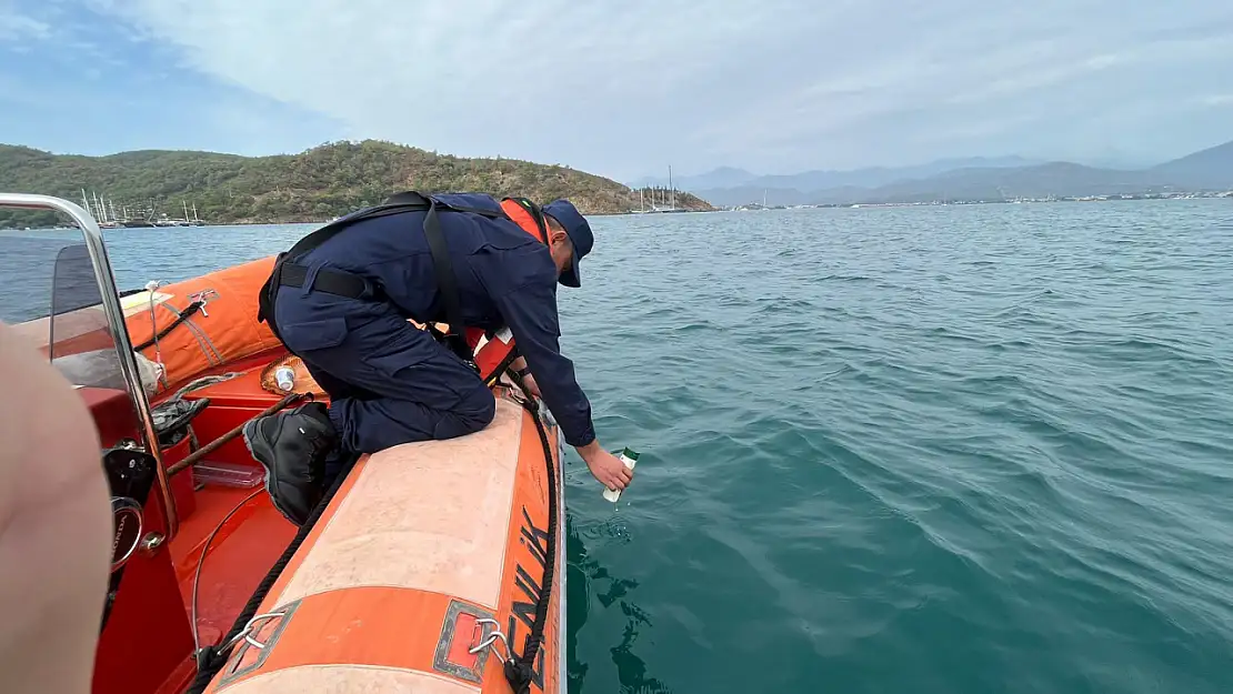 Deniz yüzeyinde hummalı temizlik