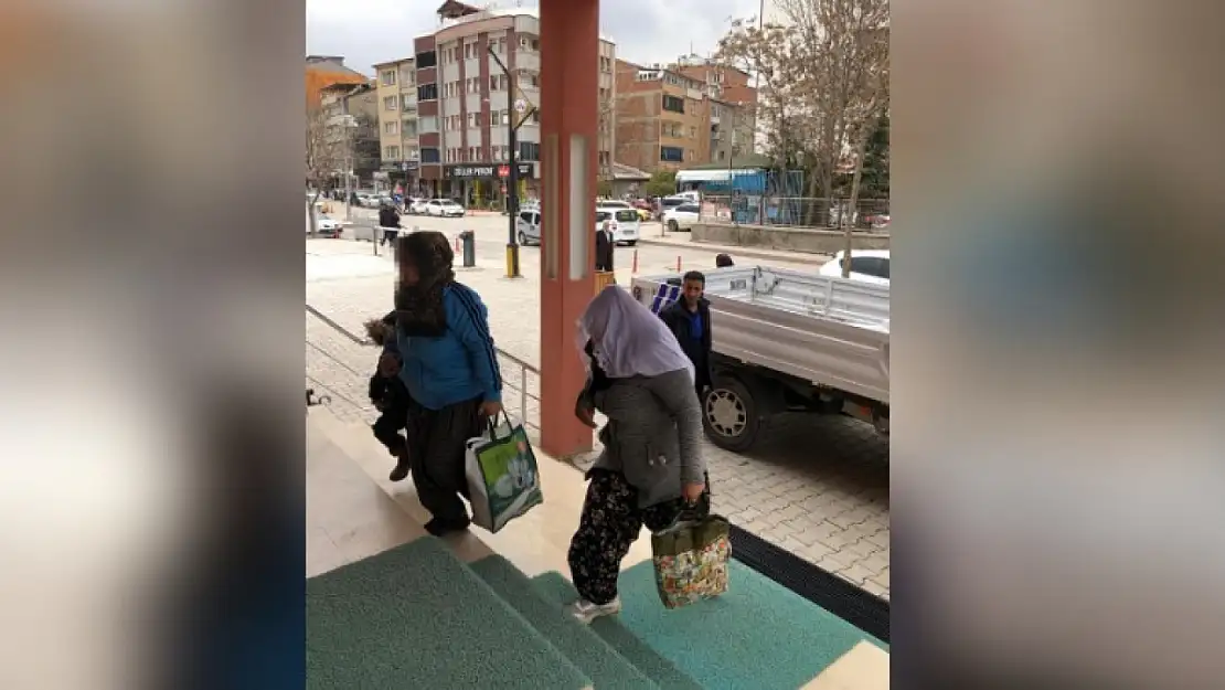 Dilencilerden yeni taktik, bebek montunda 200 bin TL