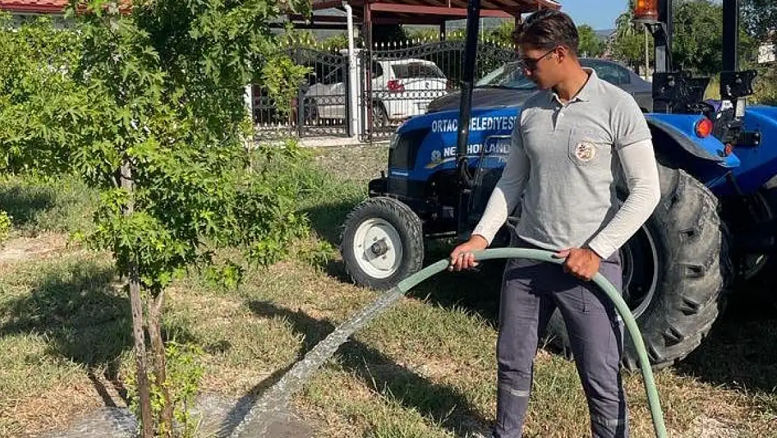 Ekipler Çevre Düzenleme Çalışmaları Yapıyor