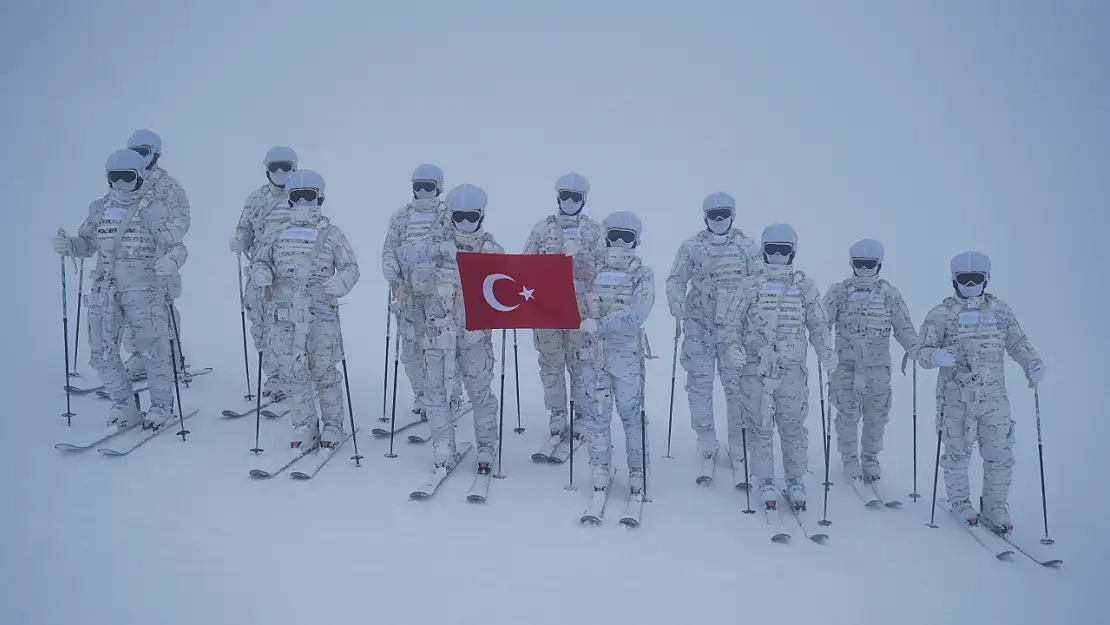 Eksi derecelerde hayatta kalma ve savaşma sanatı: 'Özel Kuvvetler Kış Eğitimi'