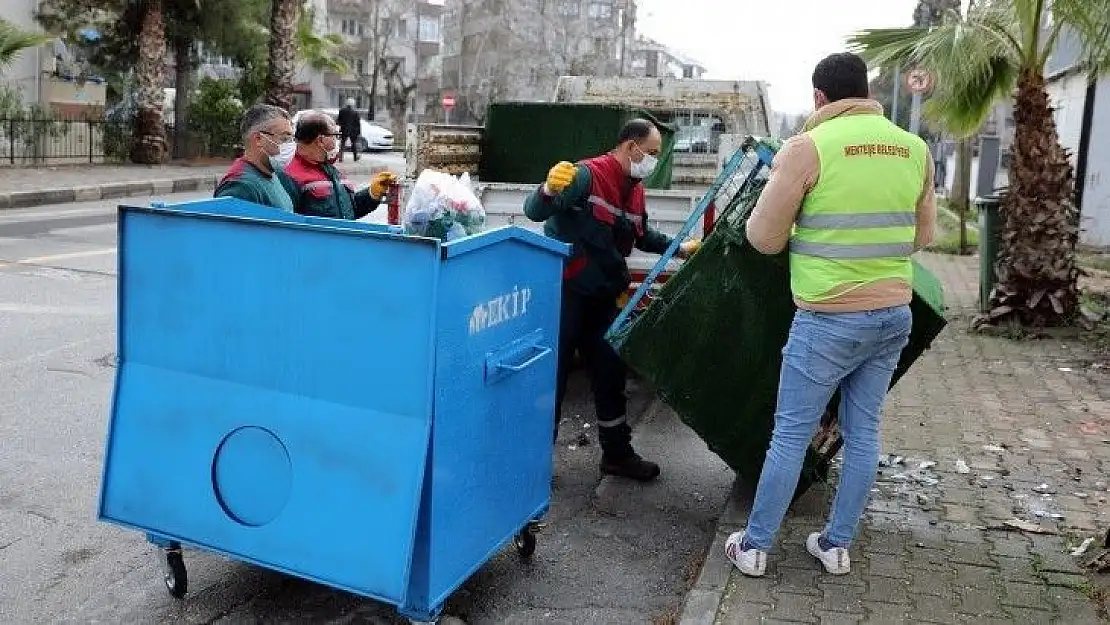 Eskiyen konteynırlar yenisiyle değiştiriliyor