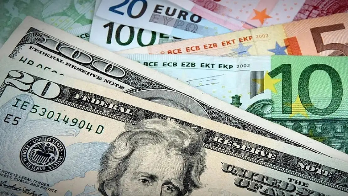 Euro 30 lirayı geçti, dolar 27 lira sınırında