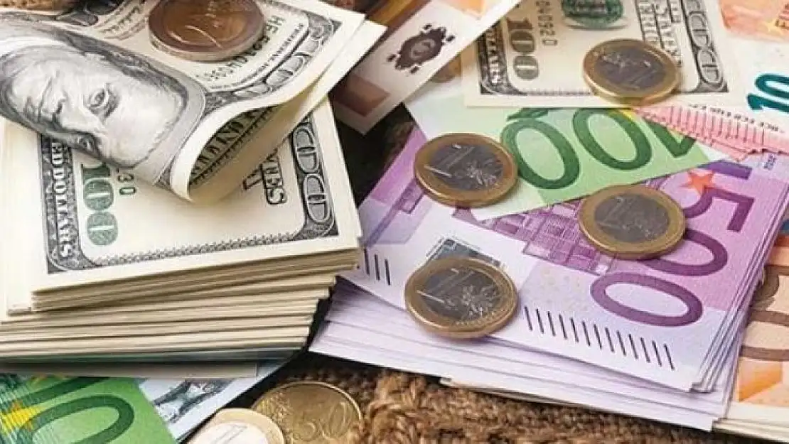 EURO TEKRARDAN DOLAR'I GEÇTİ