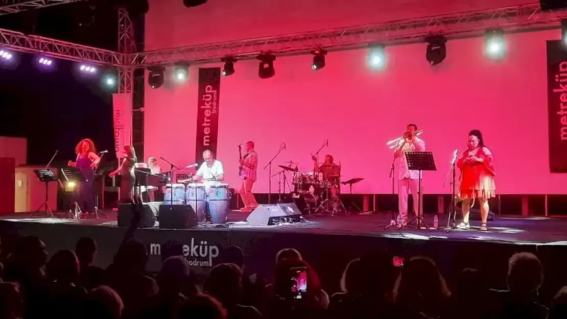 Festival Sicimoğlu Konseriyle Sürdü