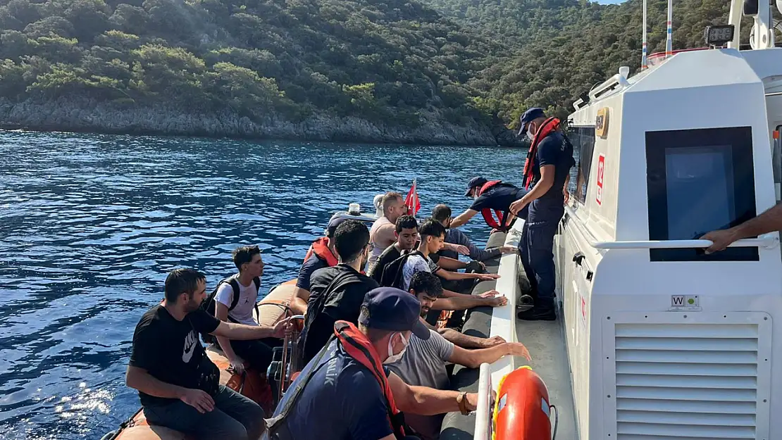 Fethiye Azizağa koyunda 48 düzensiz göçmen yakalandı