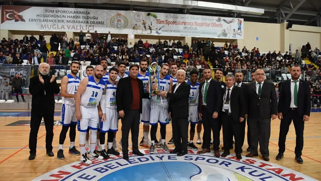 FETHİYE BELEDİYESPOR'DA KADRO GENÇLEŞİYOR 