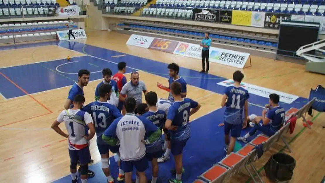 Fethiye Belediyespor, voleybolda ilk galibiyeti aldı