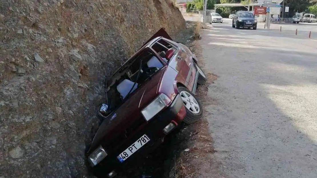 FETHİYE'DE DRİFT YAPARKEN KAZA YAPAN ADAY SÜRÜCÜYE 9 BİN 556 LİRA PARA CEZASI