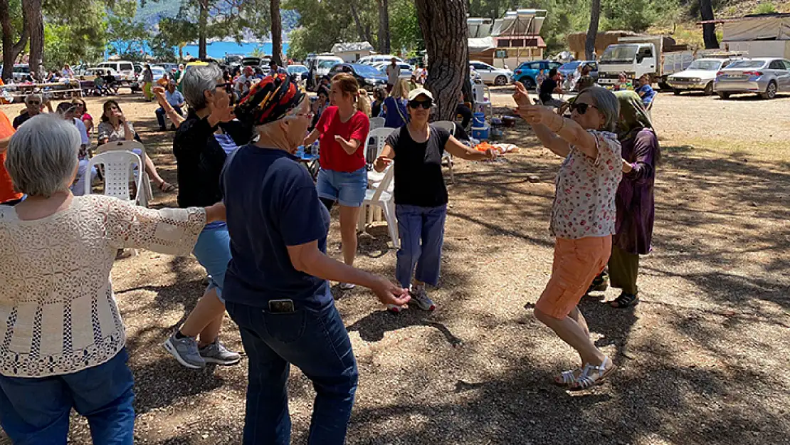 Fethiye'de Hıdırellez Coşkuyla Kutlanıyor