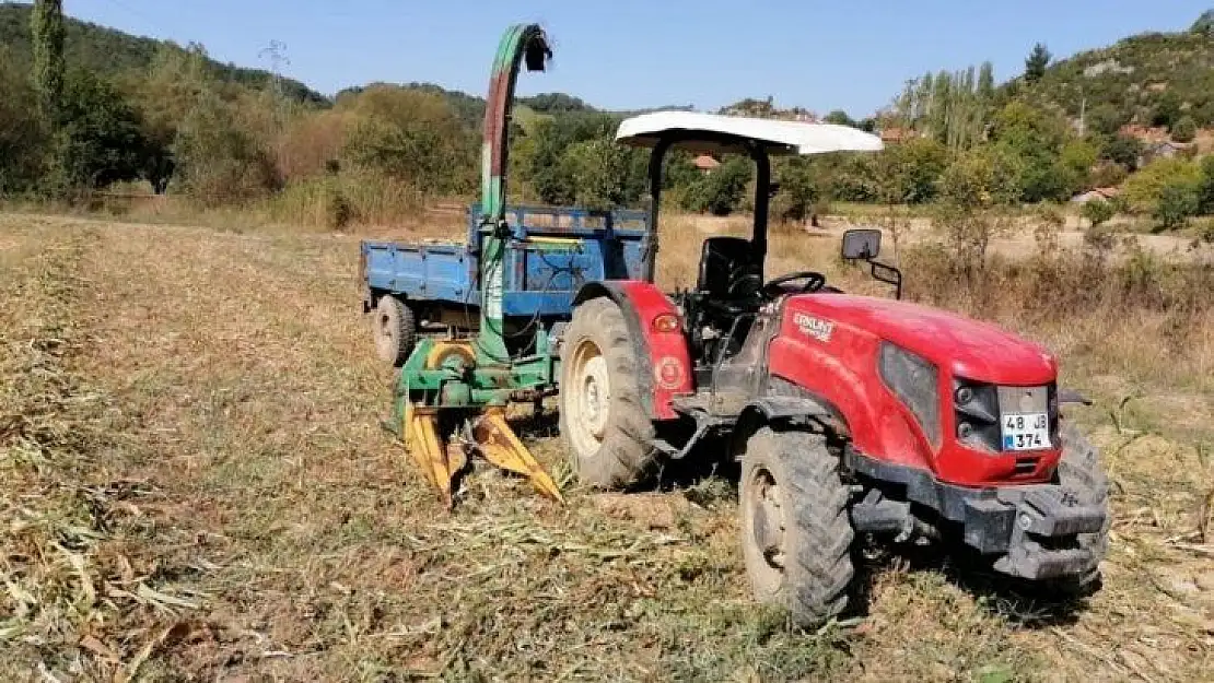 Fethiye'de kolunu silaj makinesine kaptıran kişi ağır yaralandı