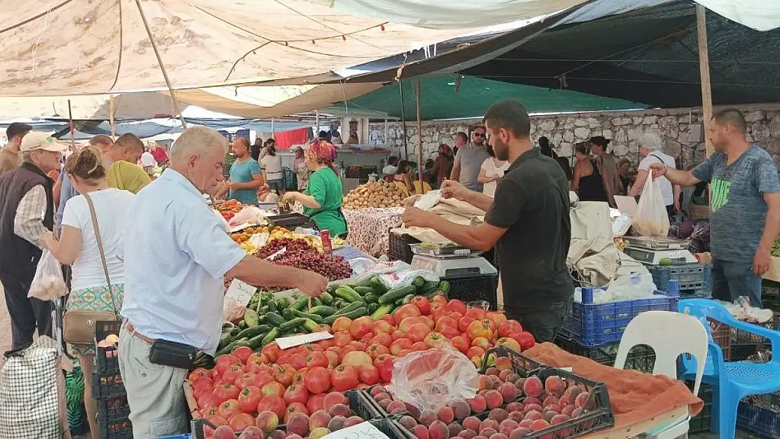 Fethiye'de meyve fiyatları cep yakıyor