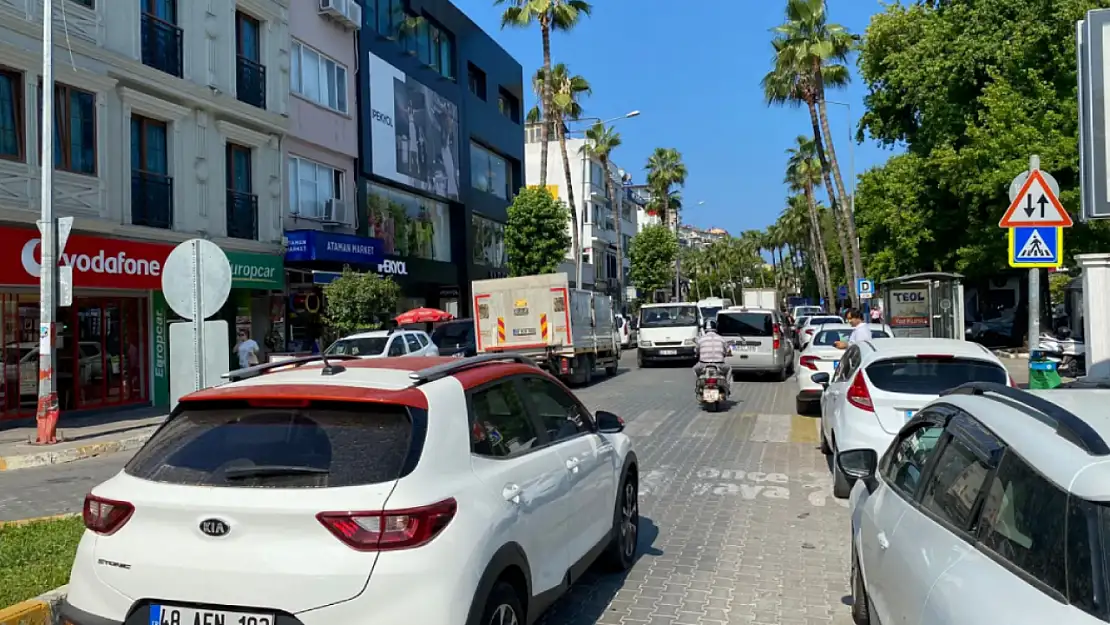 Fethiye'de otopark sorunu var mı? Vatandaşlara sorduk! Katlı otopark çözüm mü?