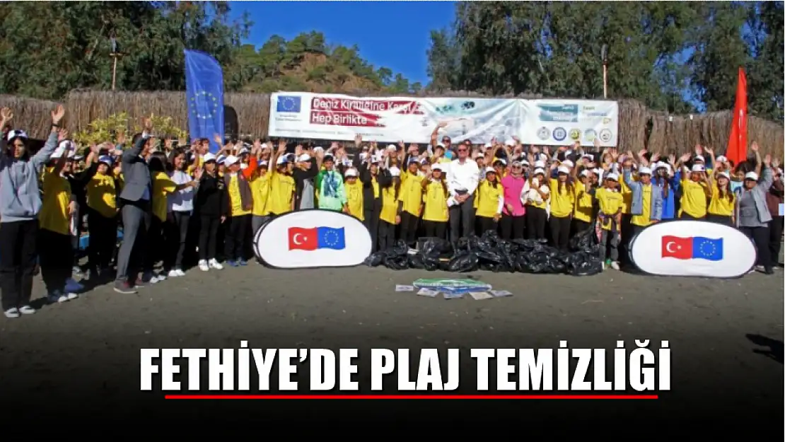 Fethiye'de plaj temizliği